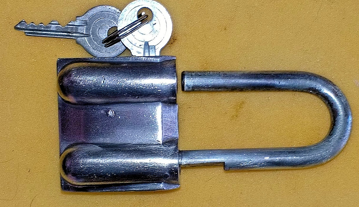Padlock USSR ORIGINAL 2 keys in the Set Working Soviet Rare Original Vintage