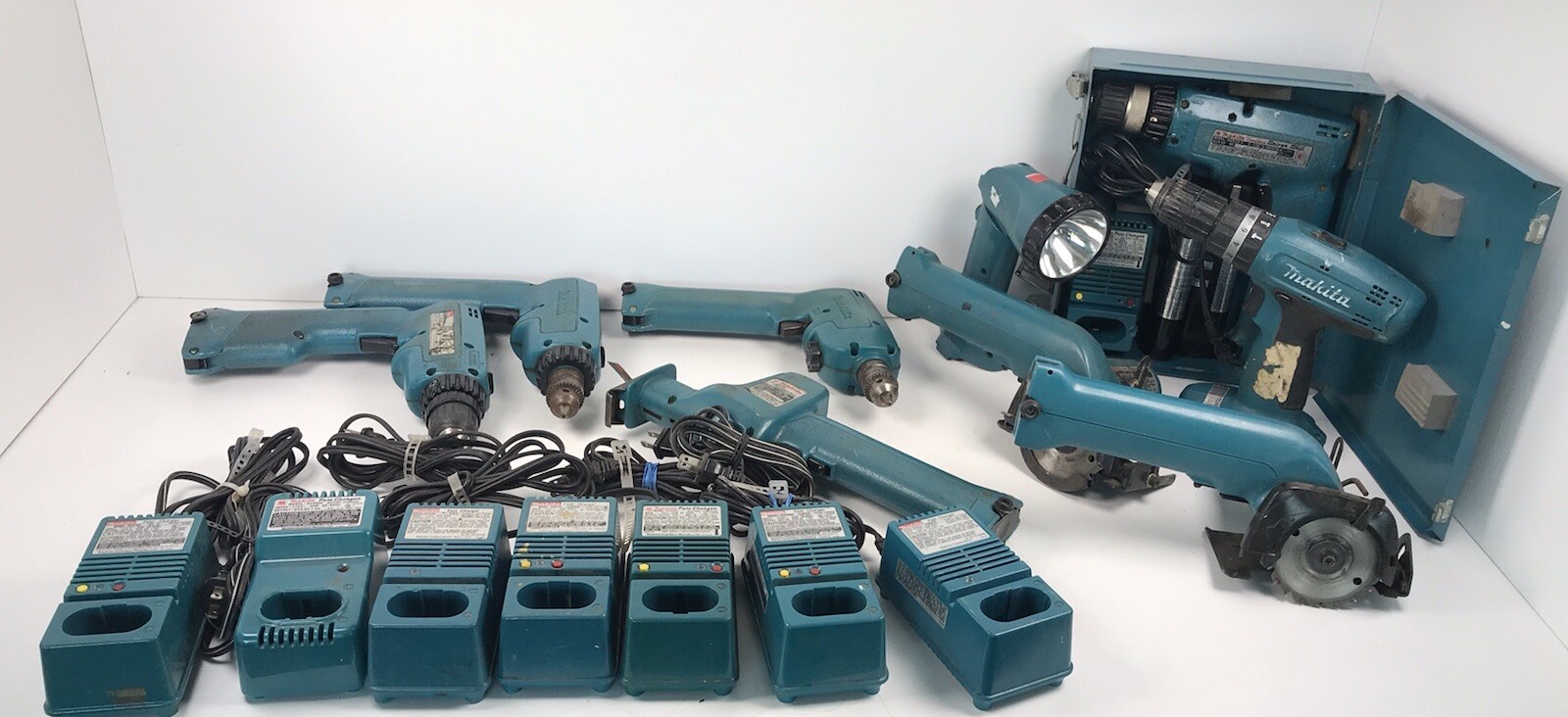 Lot Of Vintage Makita Power Tools Cordless 6093D 5090D 4390D DC9000 Chargers
