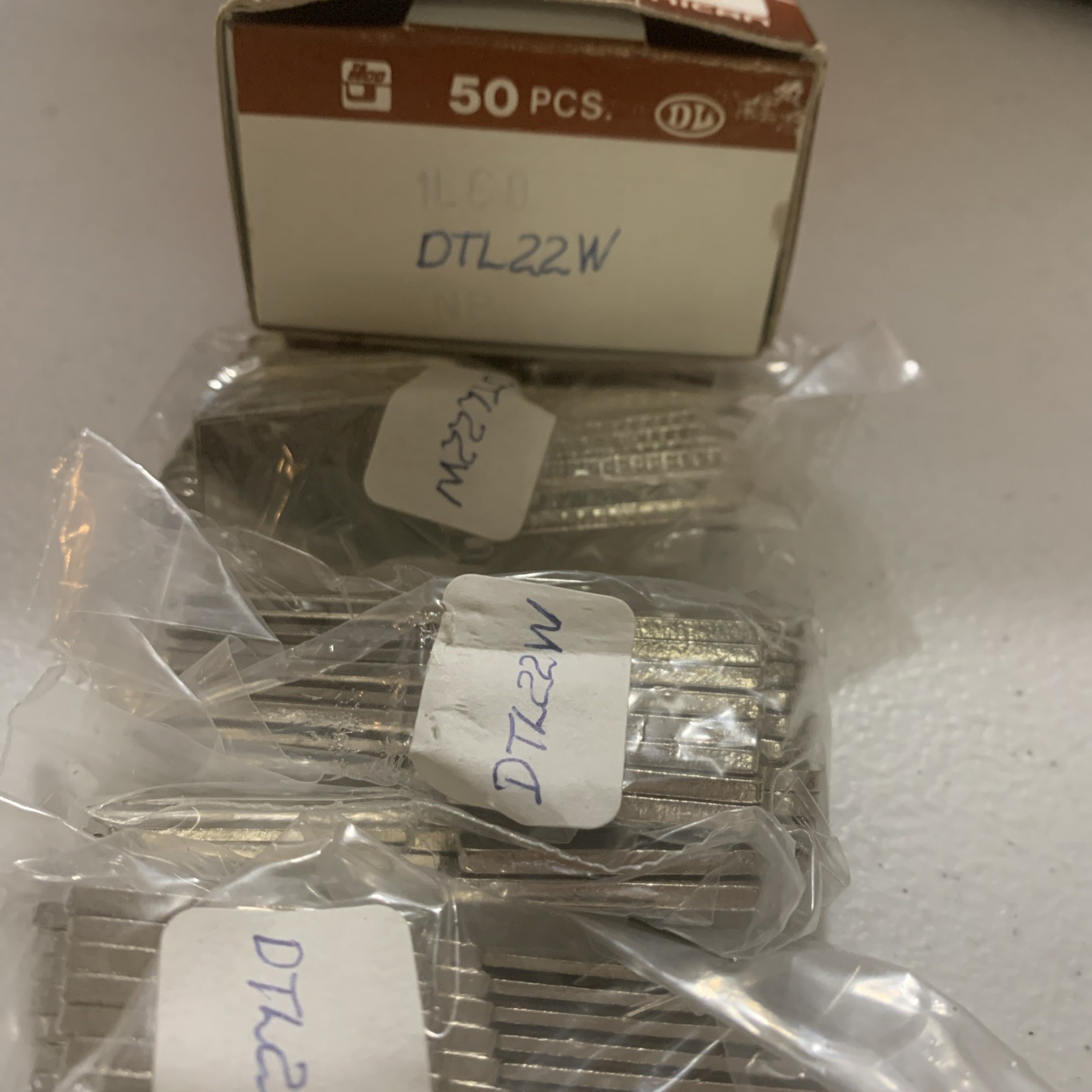 ILCO DTL22W NP KEY BLANKS, 50 Pack