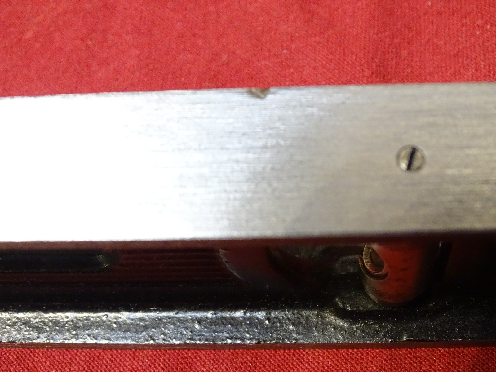 Stanley No. 36G-24″ Grooved Shafting Double Plumb and Level Cast Steel Japanned