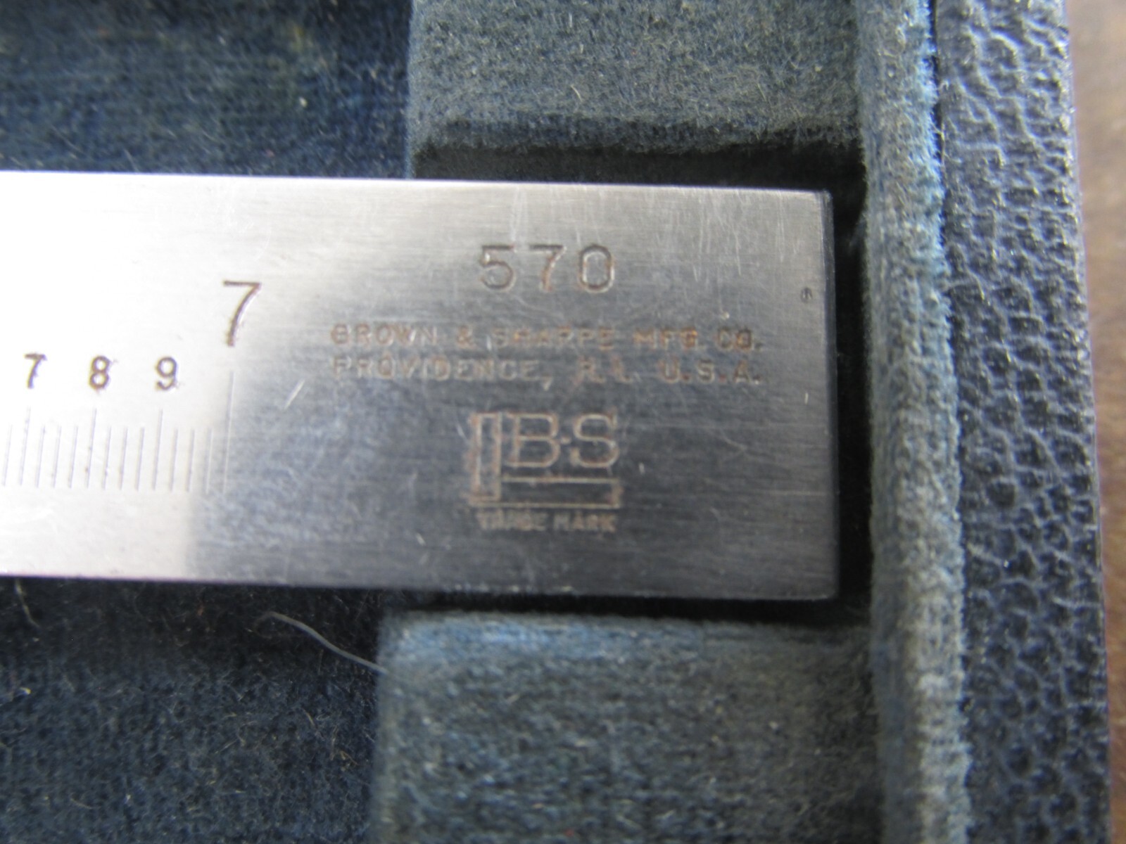 Brown & Sharpe Model 570 8.5″ Caliper Machinist Lathe Inside Outside