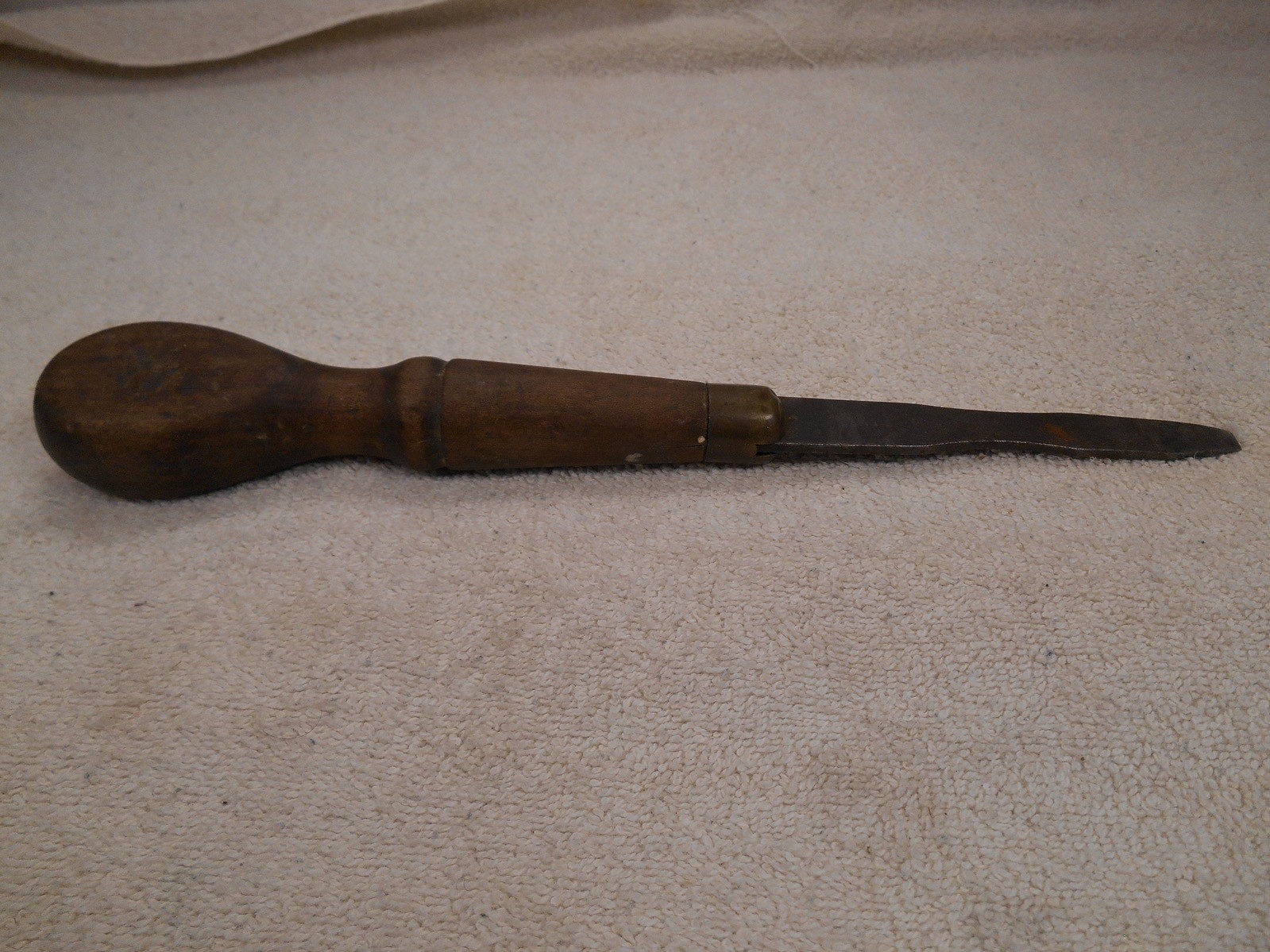 Vintage Wm. JOHNSON Flat Head Screw Driver ( 11 3/4” )