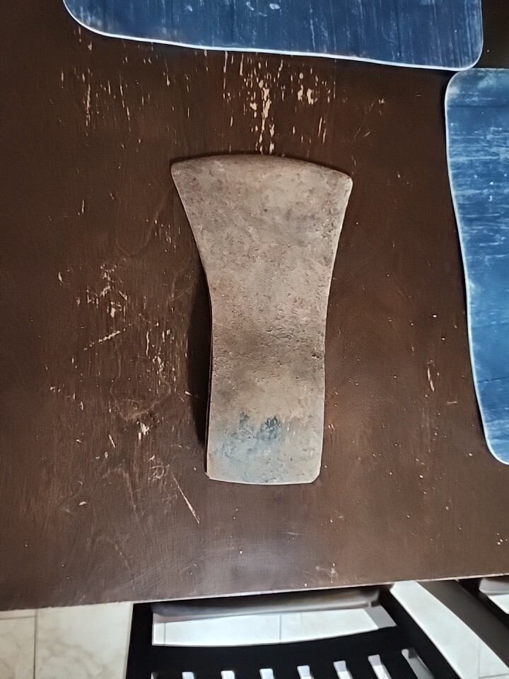 Vintage 3.5 Pound Axe Head Excellent Condition