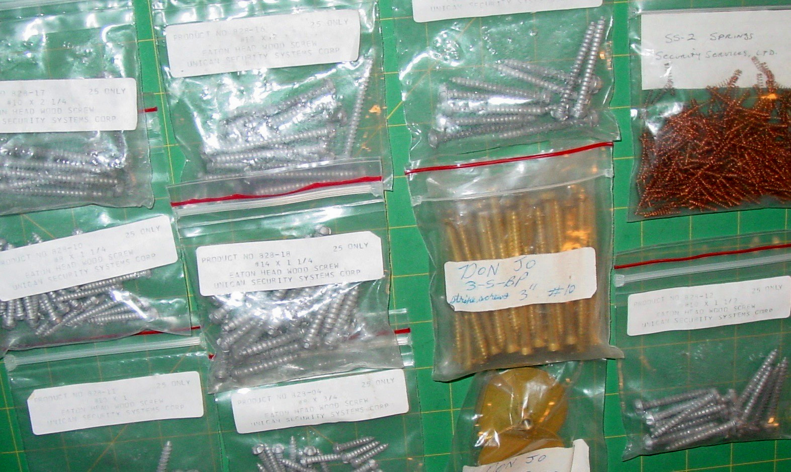 Vintage Locksmith Unican Security Door Lock Hardware Eaton Head Wood Screws Lot