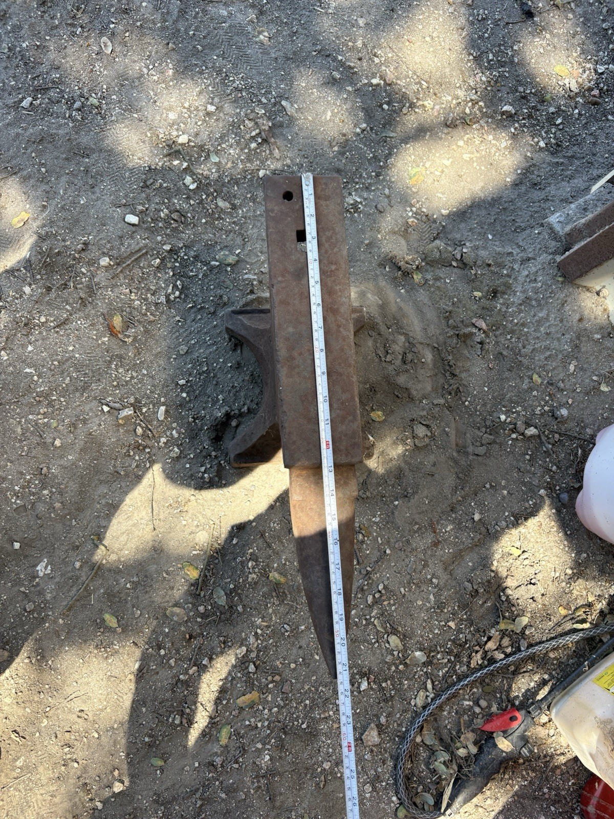 88 lb Peter Wright Anvil (0-3-4-C)– Solid Wrought