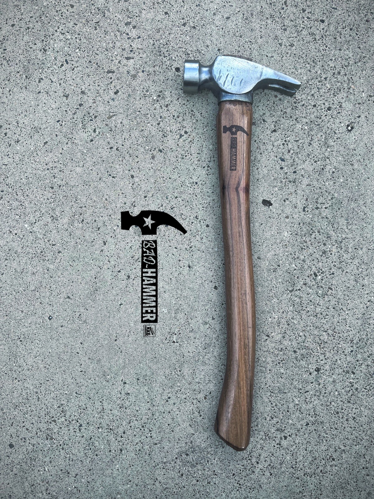 Restored Unmarked Californian Curved Bad-Hammer 2.3lb, 18.5in Heartwood Hickory