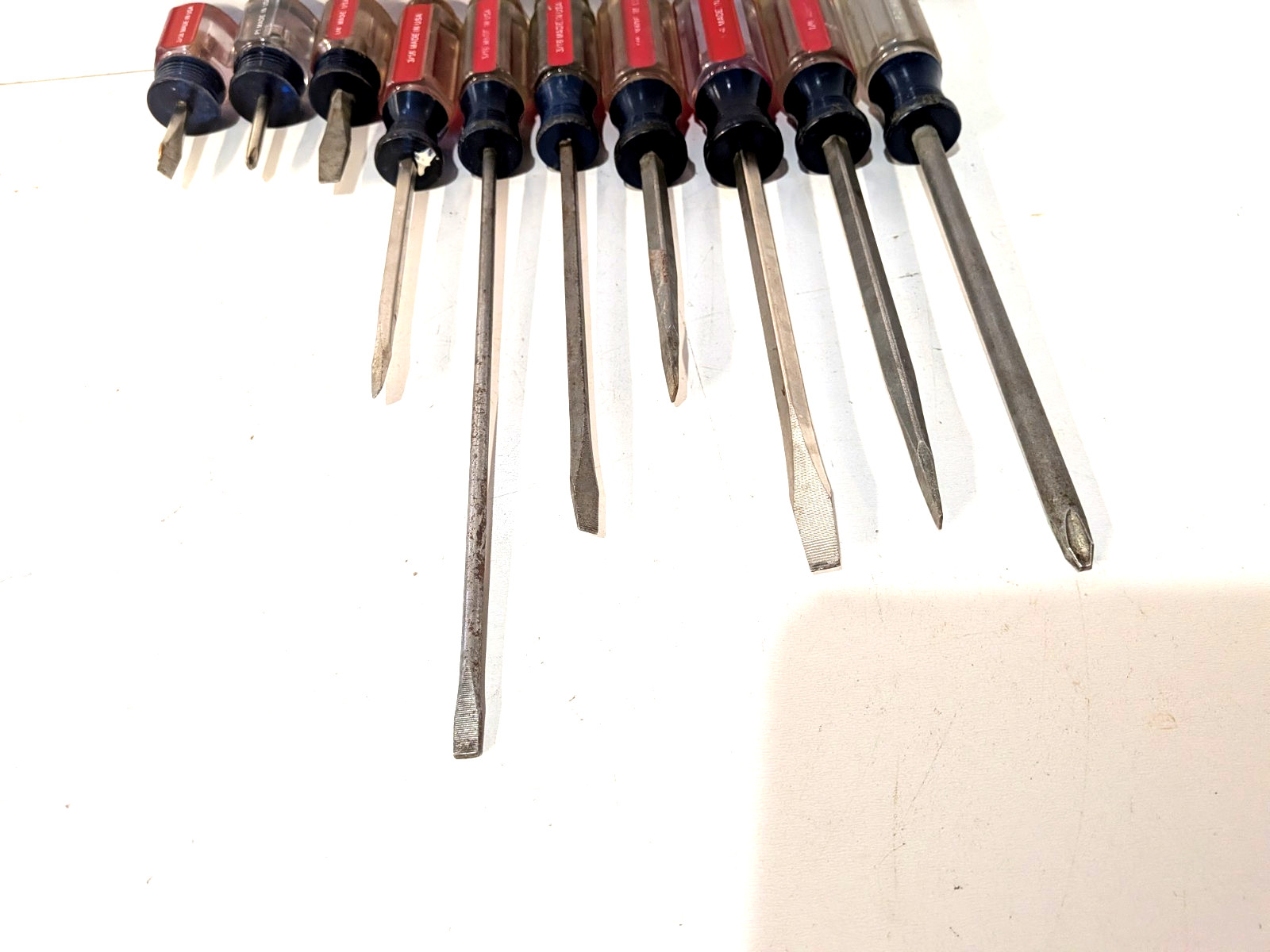 Vintage 10 pc. set Craftsman USA Red/blue Handle Screwdrivers Flat & Phillips