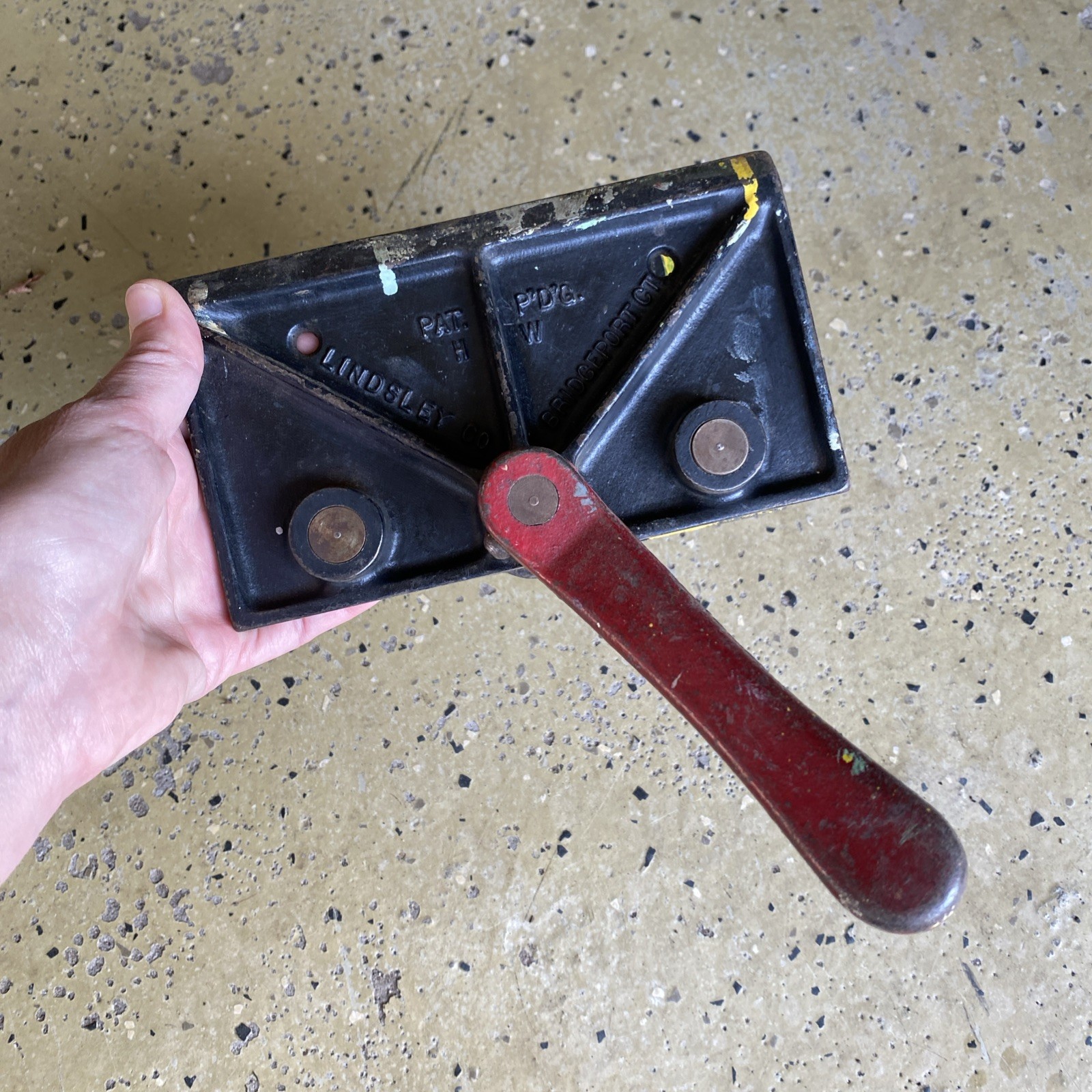Vintage Lindsley Wood Woodworking Bench Vise 7″, Bridgeport, CT, USA
