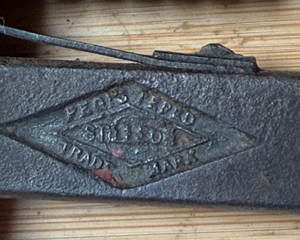 Walworth MFG Co 9″ Stillson Wood Handle adjustable small Pipe Wrench Vintage USA