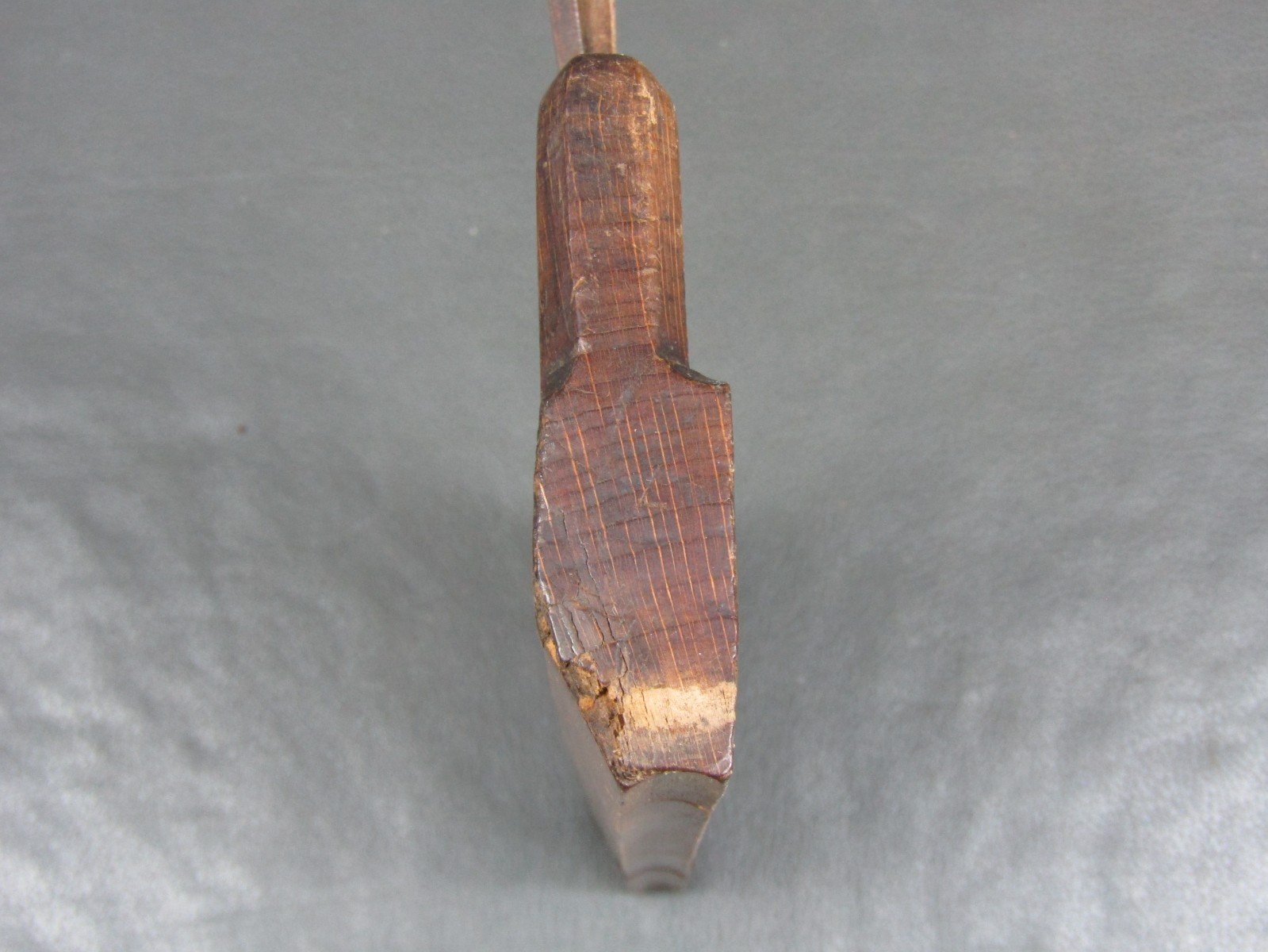 18th Century wooden moulding plane hollow no 7 vintage old tool by Harris