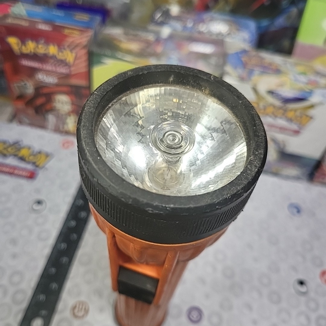 VINTAGE ORANGE RAYOVAC INDUSTRIAL MSHA UL SAFETY FLASHLIGHT (Uses 3 D’s) IN3-MS