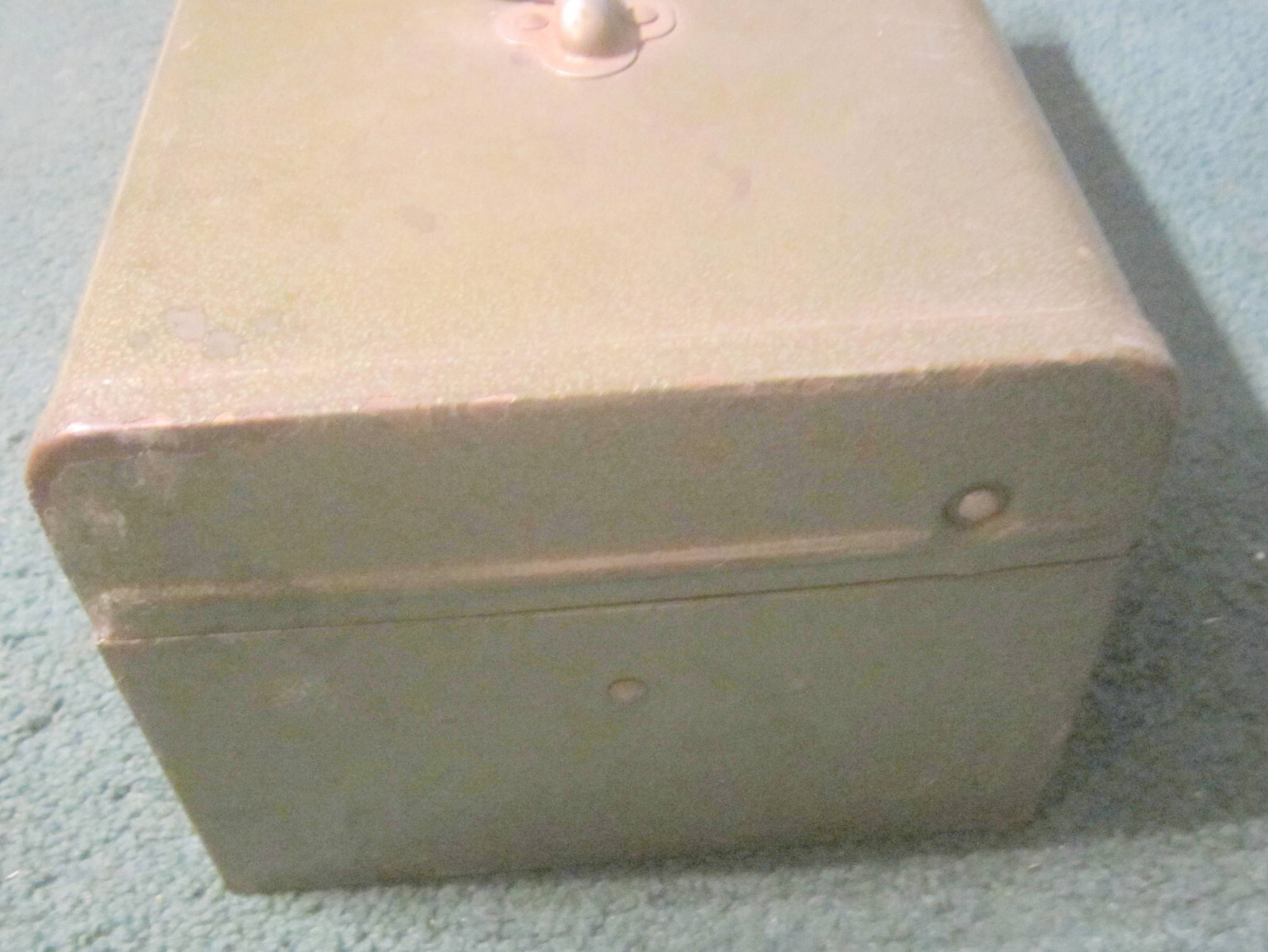 16X 8X 6″ Cole Parmer Chicago Illinois heavy duty trayed tool box,VTG,science