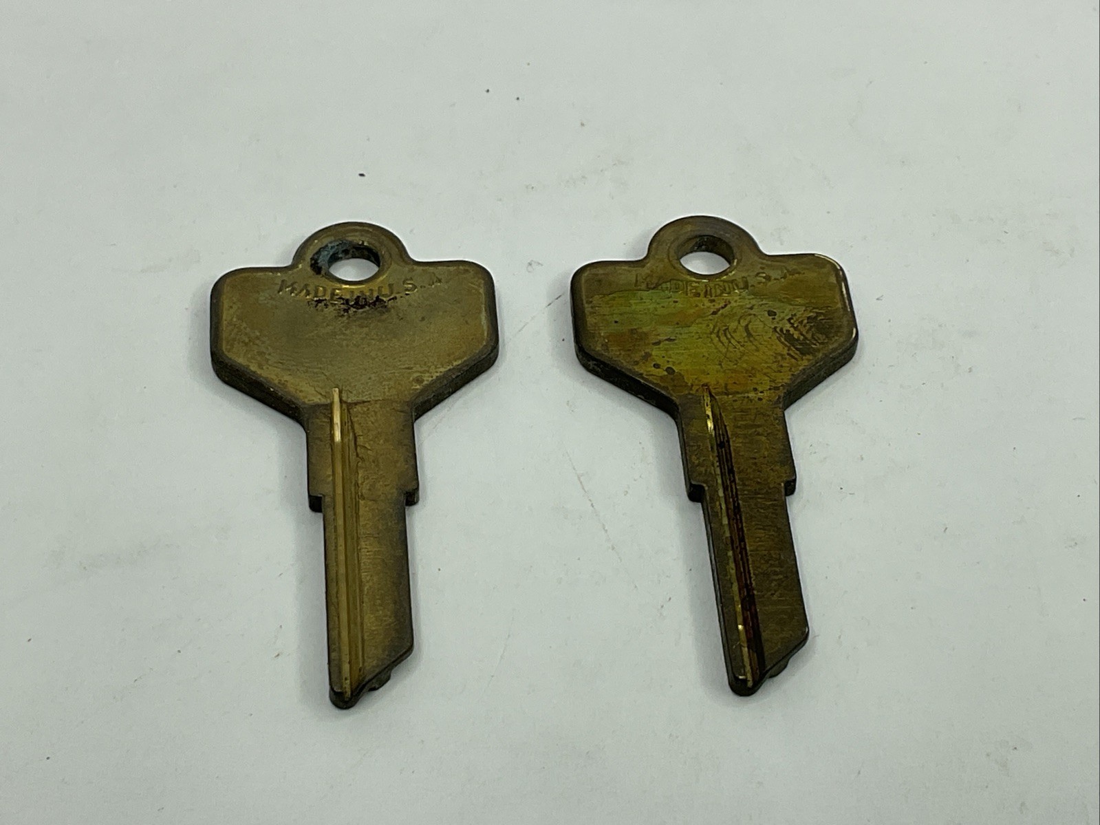 Curtis Industries NOS Key Blank Lot Of 2 Uncut DE2 Brass Tone A-CK17