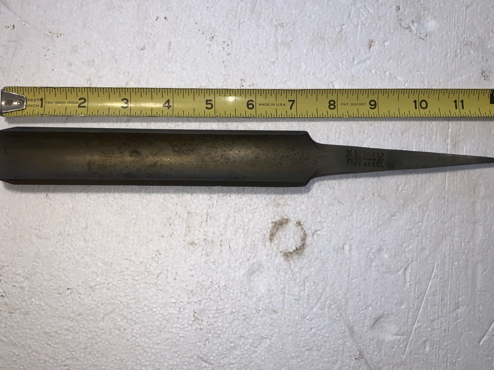 Vintage 1 1/4″ W Butcher Gouge Chisel Cast Steel Sheffield England See Photos