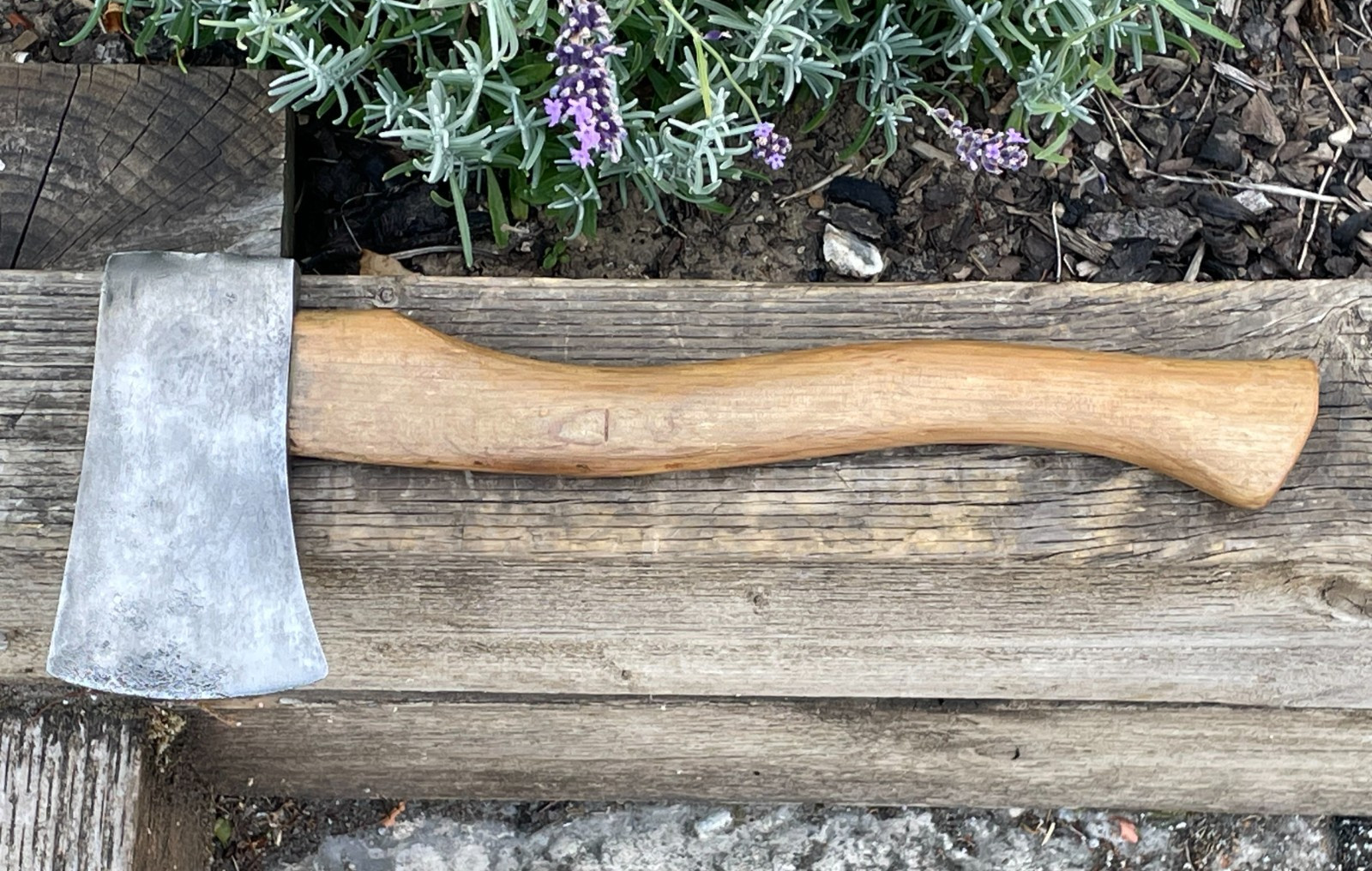 Vintage 1-1/2 lb Axe Hatchet Kindling Chopper Garden Camping Fishing Tool 5
