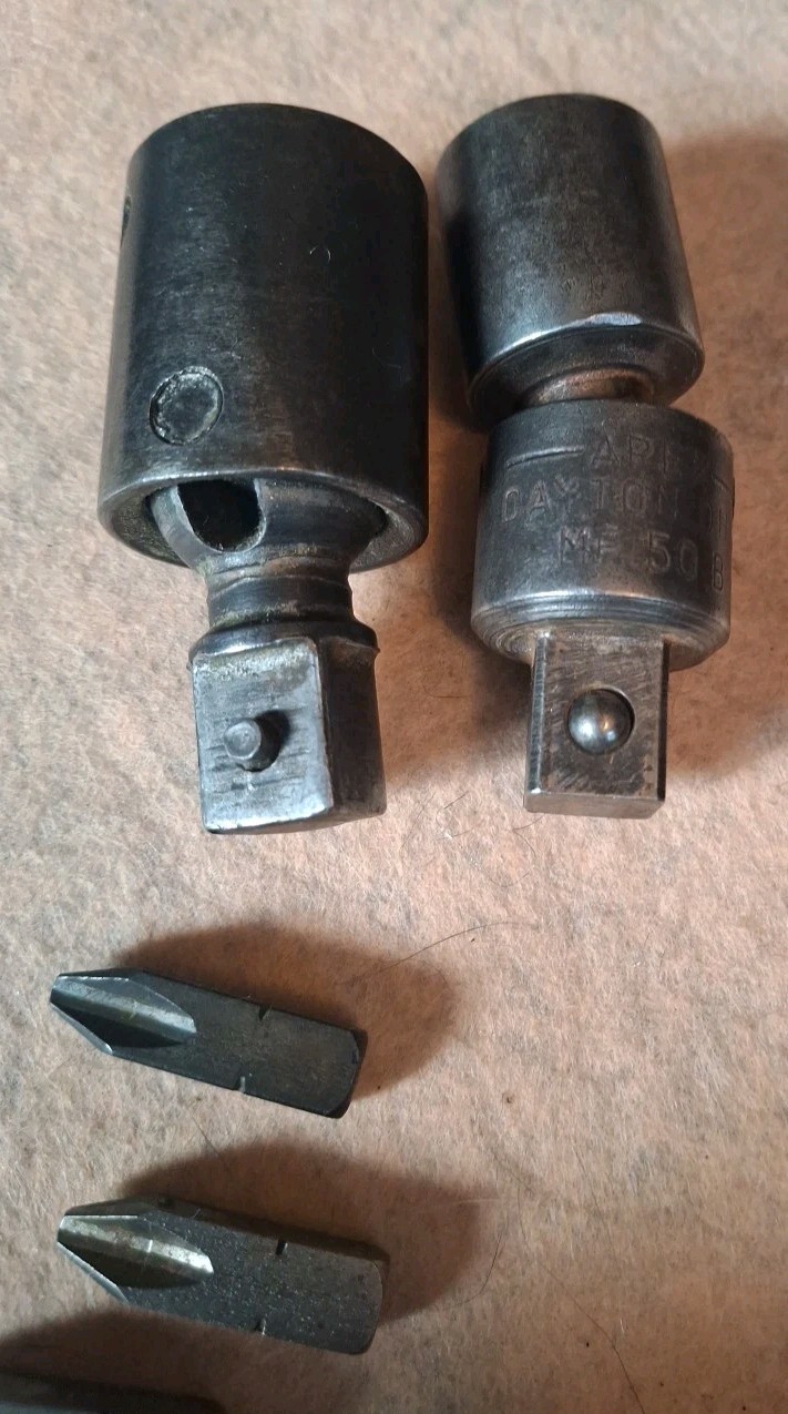 APEX 1/2″ DRIVE SWIVEL SOCKET MF 50 B-3 APEX PHILLIPS BITS 8 30-3P- 1 CORNWELL