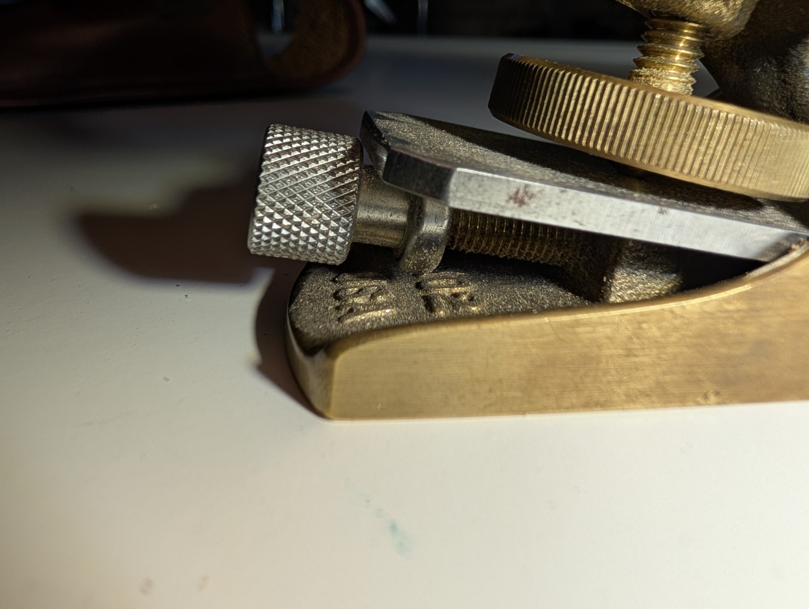 Lie-Nielsen 102 Low Angle Block Plane -USA Made With Made In France Leather Case
