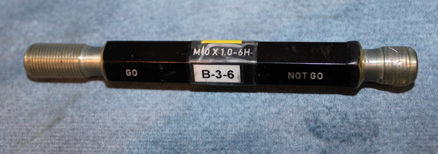 Gage Assembly M10 X 1 6H PLUG GAGE Go = 3.350 mm, No Go = 9.500 mm