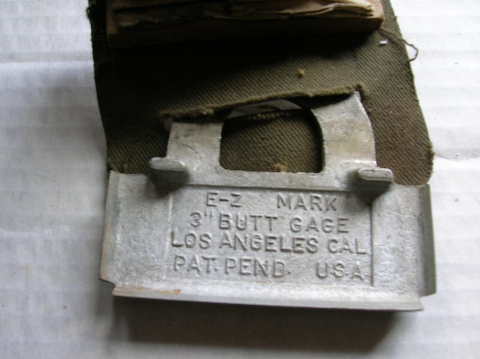 Vintage E-Z Mark 3″ Butt Gage and Case with instructions Los Angeles Pat. Pend.