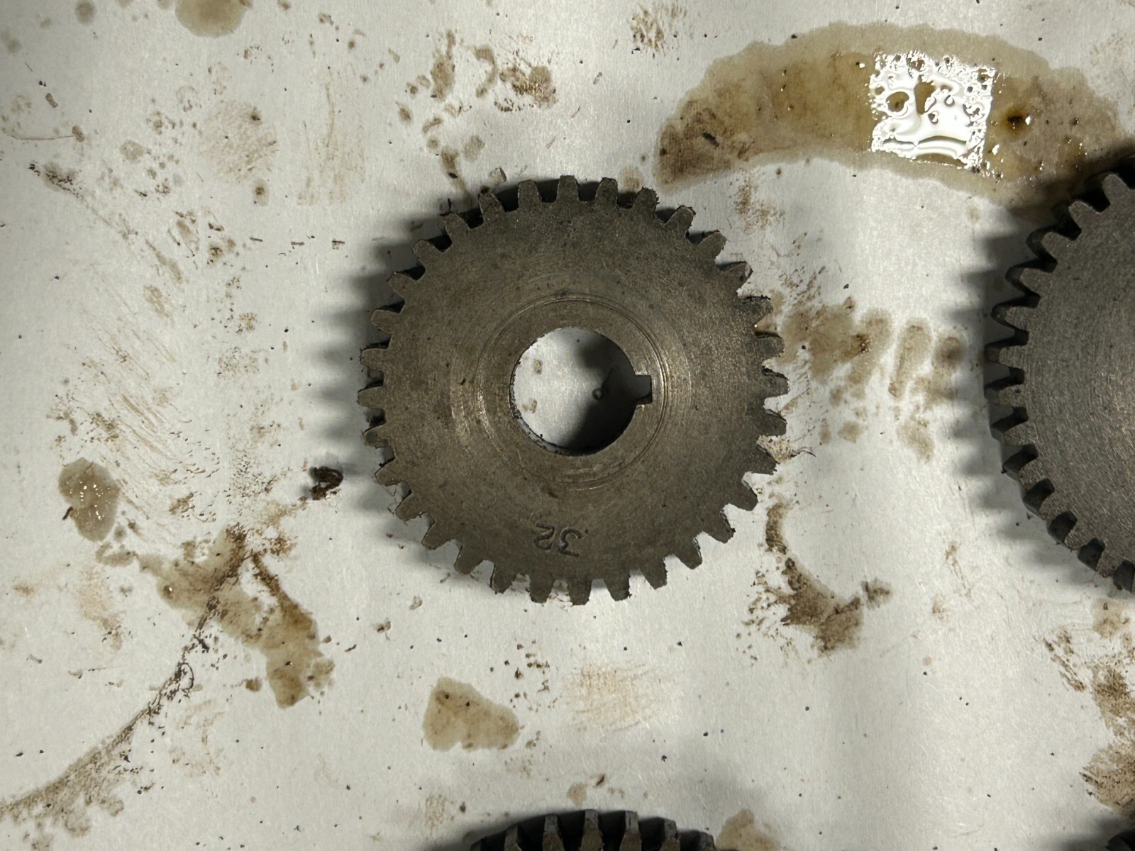 MACHINIST ShP TOOL LATHE MILL Machinist Lot of Machine Gears 9/16″ Center Lt3