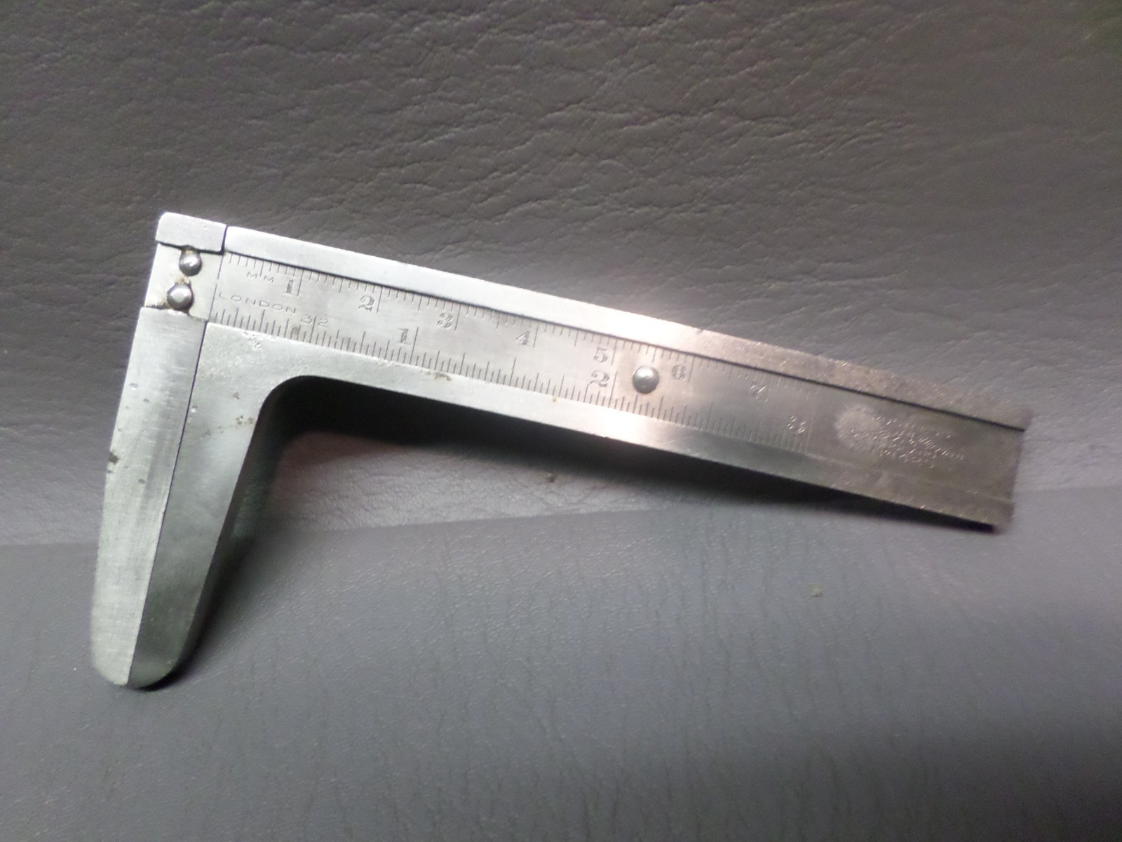 VINTAGE CHESTERMAN NO. 1425 3″ C ALIPER RULE – SHEFFIELD ENGLAND – CLEAN