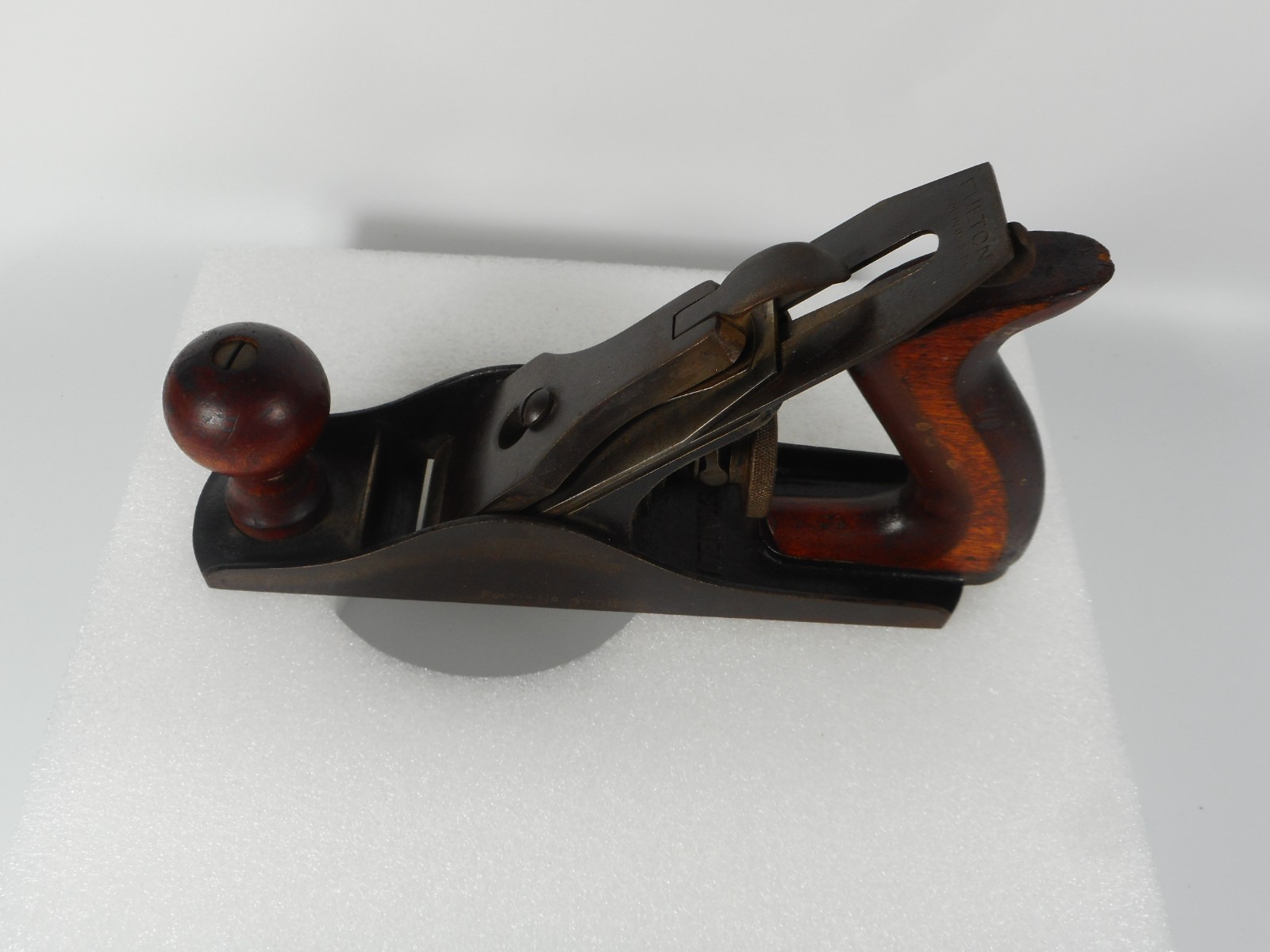 Fulton No. 3709 Vintage 9″ Smooth Bench Plane – USA Made – Wood Handles – Clean