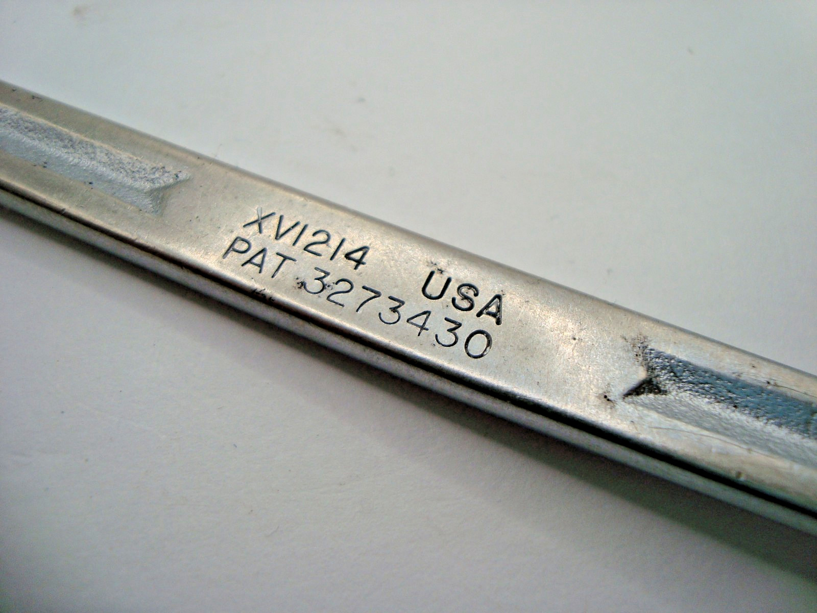 SNAP ON XV1214 3/8″ x 7/16″ OFFSET BOX END WRENCH / 12 POINT / 7-3/4″ LONG / USA