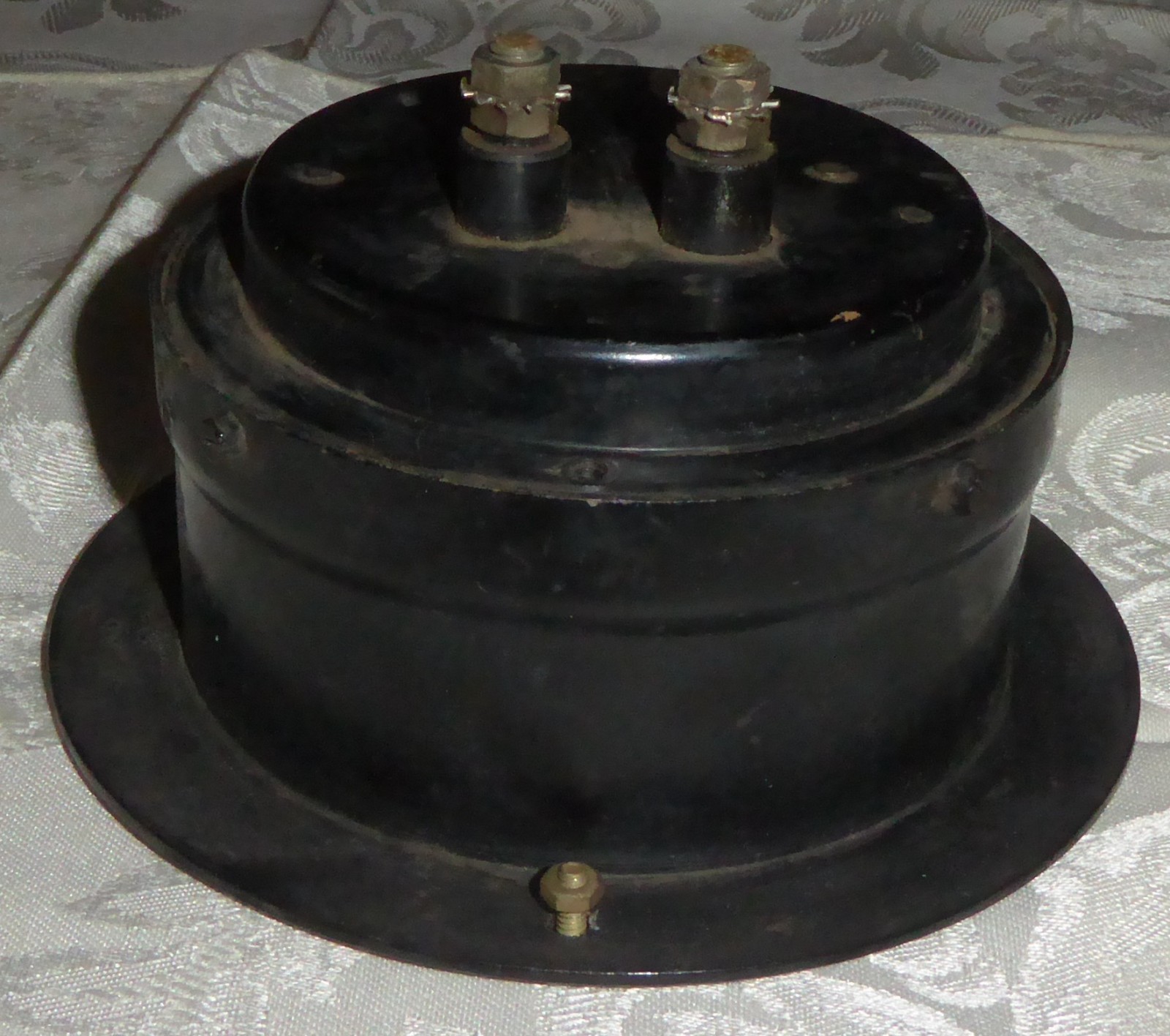 Vintage Westinghouse Analog Surface Mount 0 – 1600 Ampere Meter