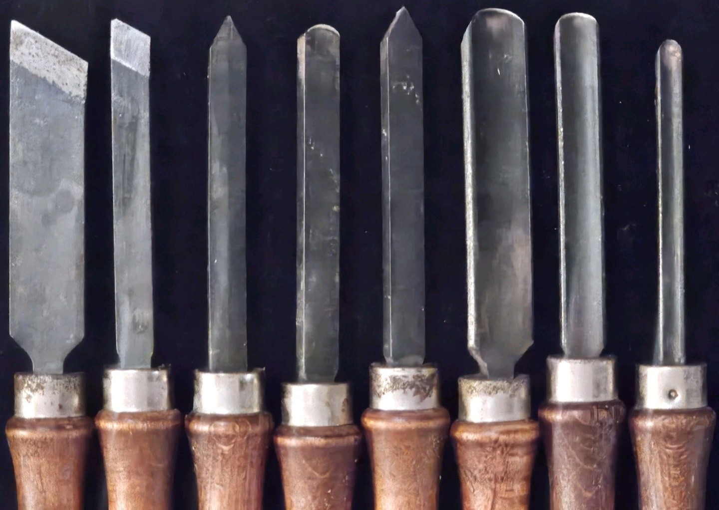 Set of 8 Vintage Craftsman High Speed Steel Wood Turning Chisels 14-15″ & Case