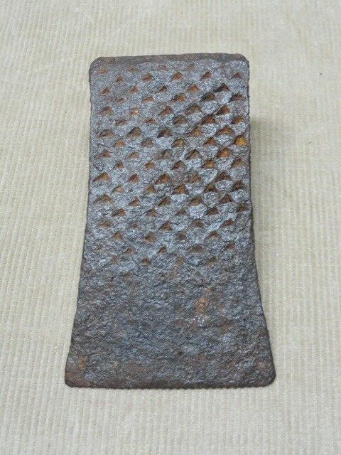 Vntg Hand Forged from a Rasp Tree Felling Bucking Logging Saw Wedge 6 oz ‘WR’