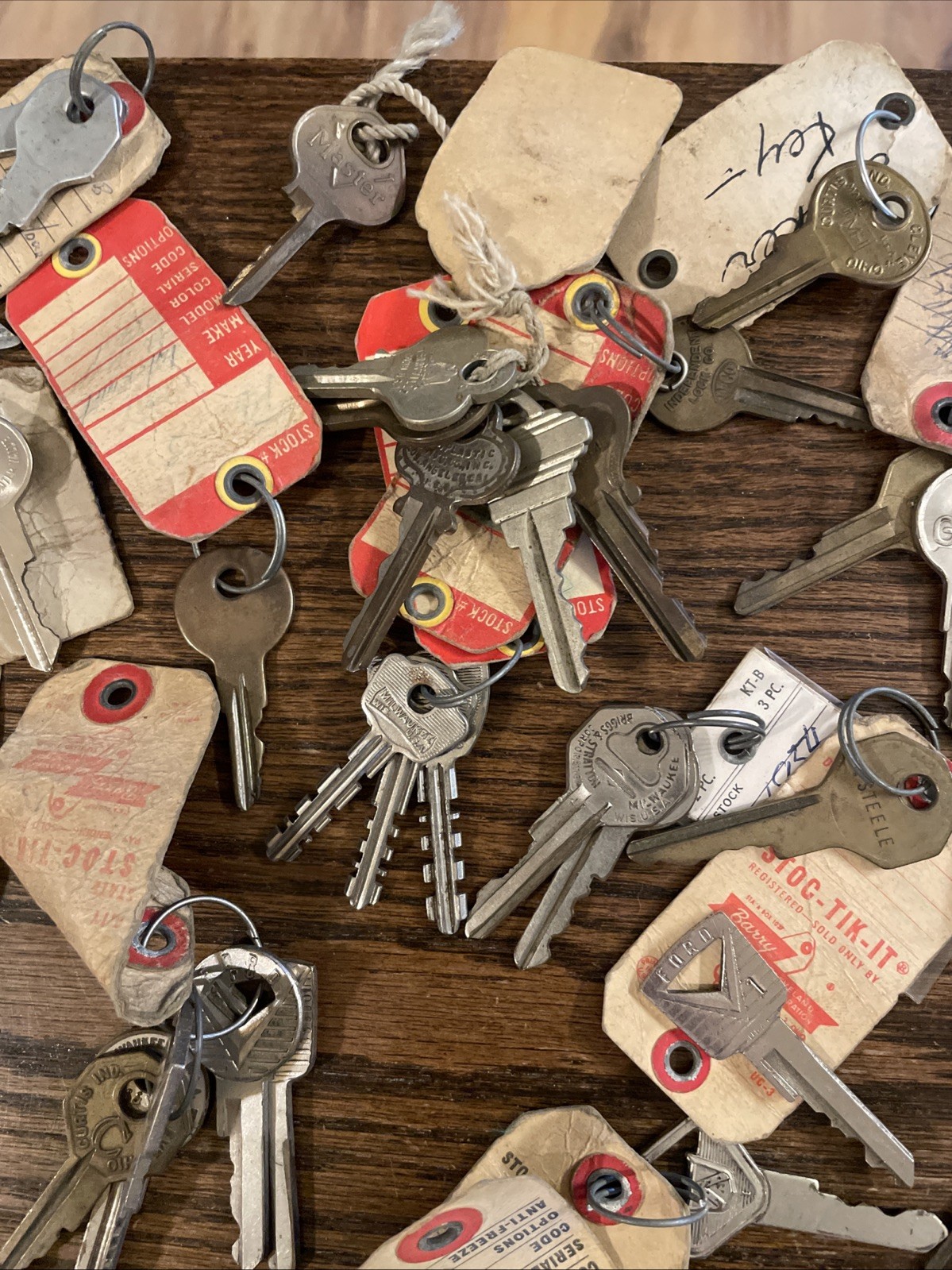 Lot of Old Keys Original Vintage Car Dealership Gas Locks Misc Ford Mercury