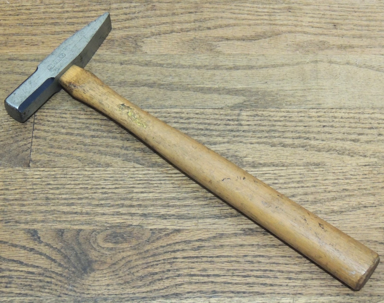14? oz. STANLEY TINNER’S HAMMER-RIVETING-SETTING-ANTIQUE HAND TOOL
