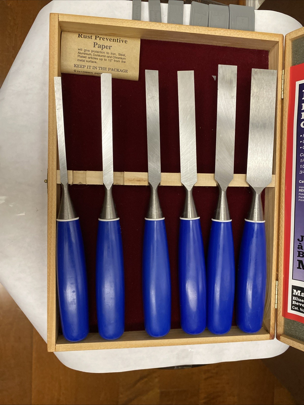 Marples Sheffield England Blue Chip Set of 6 Chisels In Wooden Box By Record