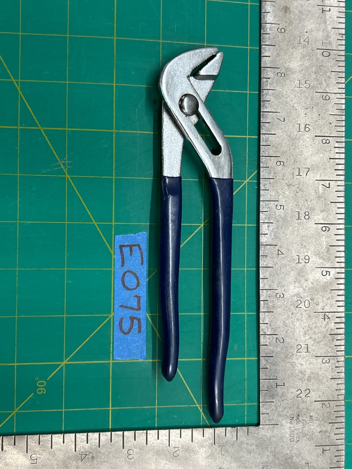Vintage Great Neck W-80 Slip Joint Pliers Tool – Drop Forged Blue Handles Japan
