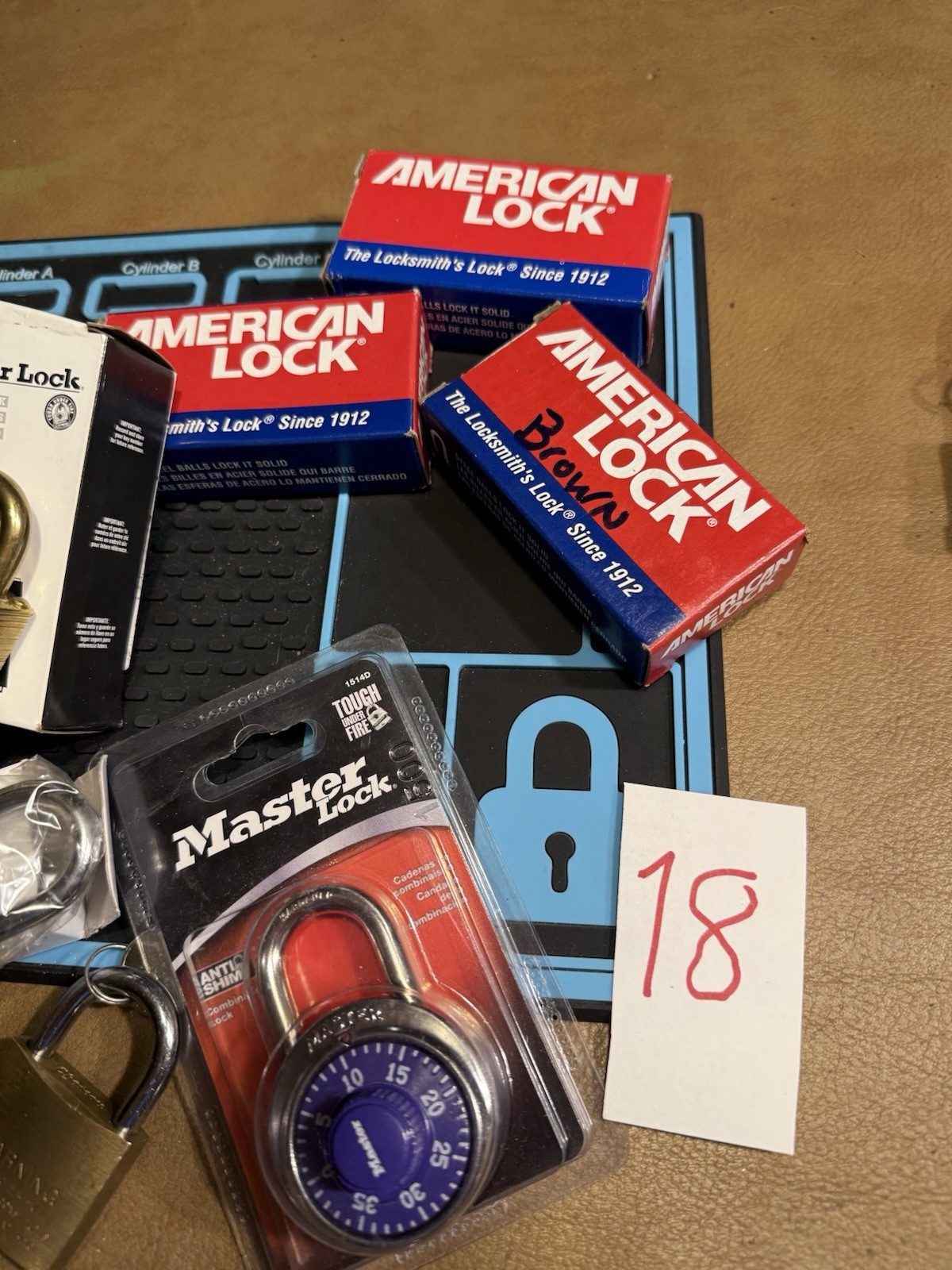 Fajardo Locks – Lock Sport Variety of locks, padlocks Lot 18