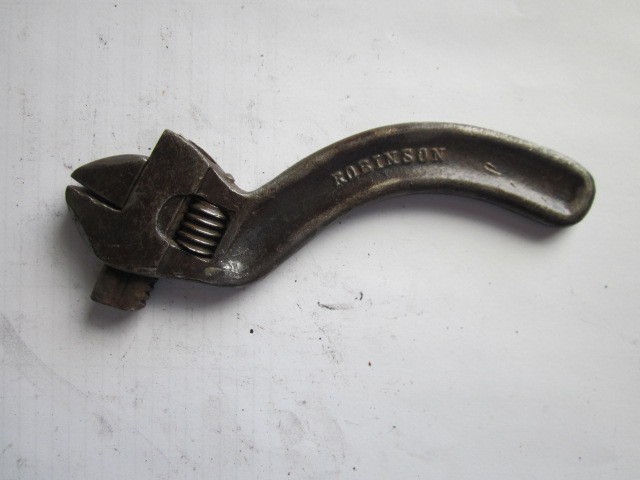 Vintage Robinson 6″ Curved Adjustable Wrench – Drop Forged Steel