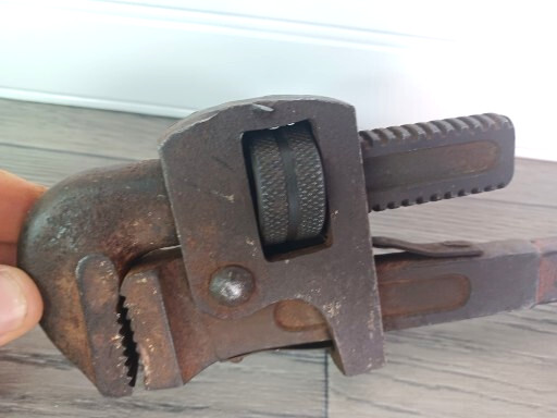 Pipe Wrench 4118 18″ Fleet Penen L106 18J ~ VINTAGE USA Made, Nice Item!