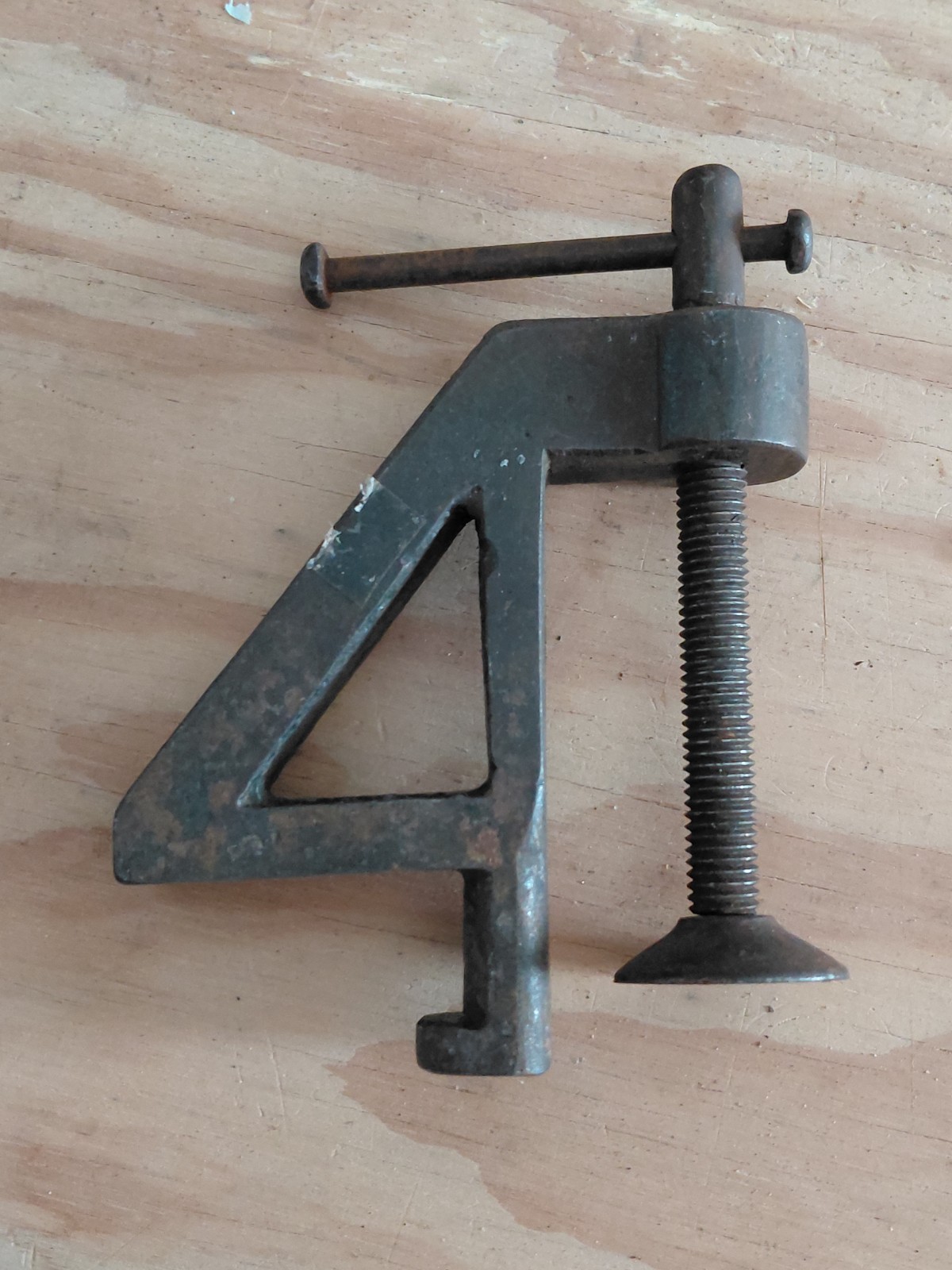 Vintage Early Blacksmith Bench Bracket Clamp Vise Bench Dog – Stanley No. 203 ?