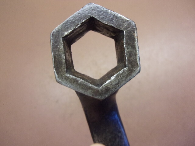 Vintage Offset Double Box End Wrench 10 1/2″ Long Unbranded/Logo TV in a Crest