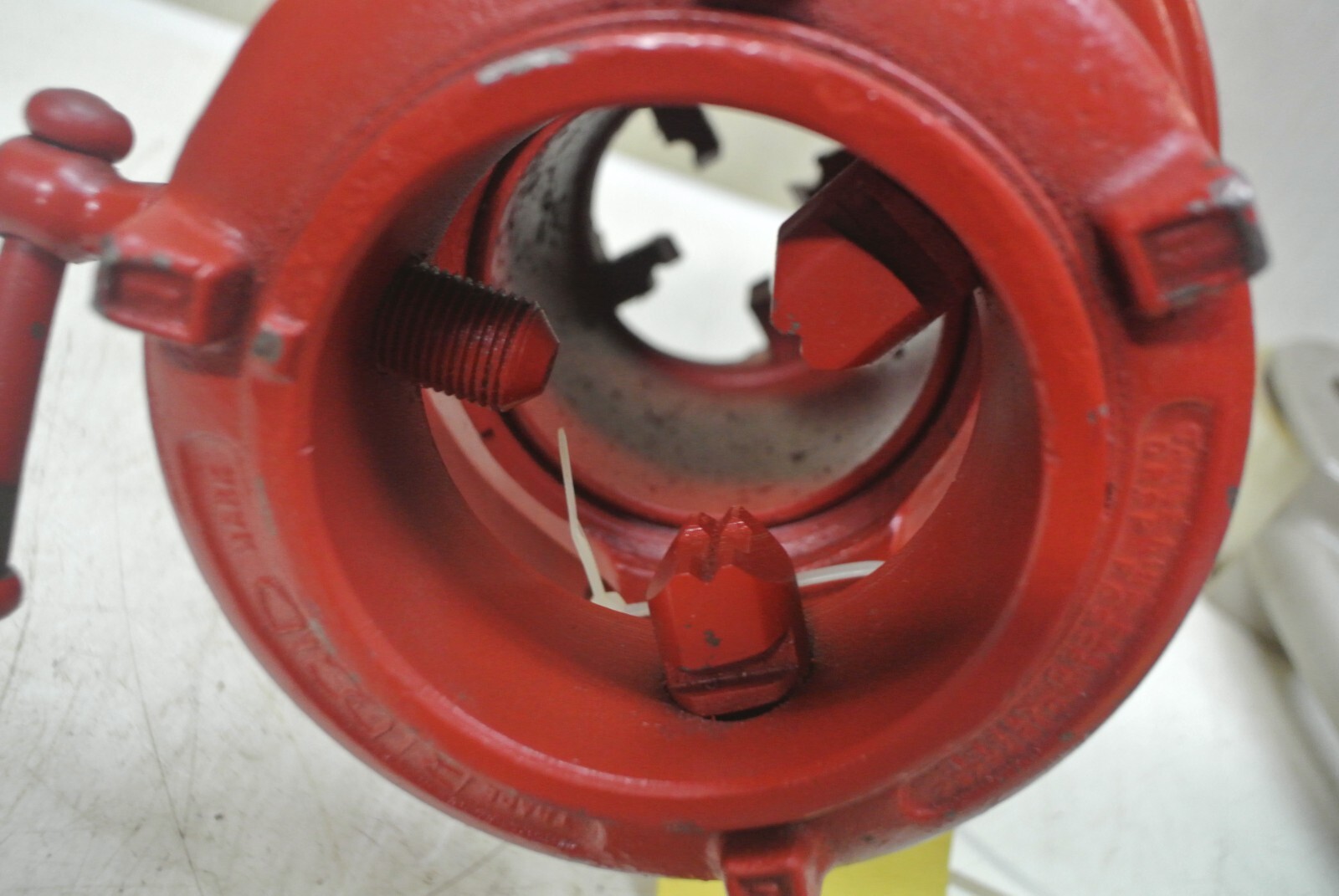 Ridgid #65-R 1″ – 2″ Ratcheting Pipe Threader Die Head Adjustable Plumbing tool