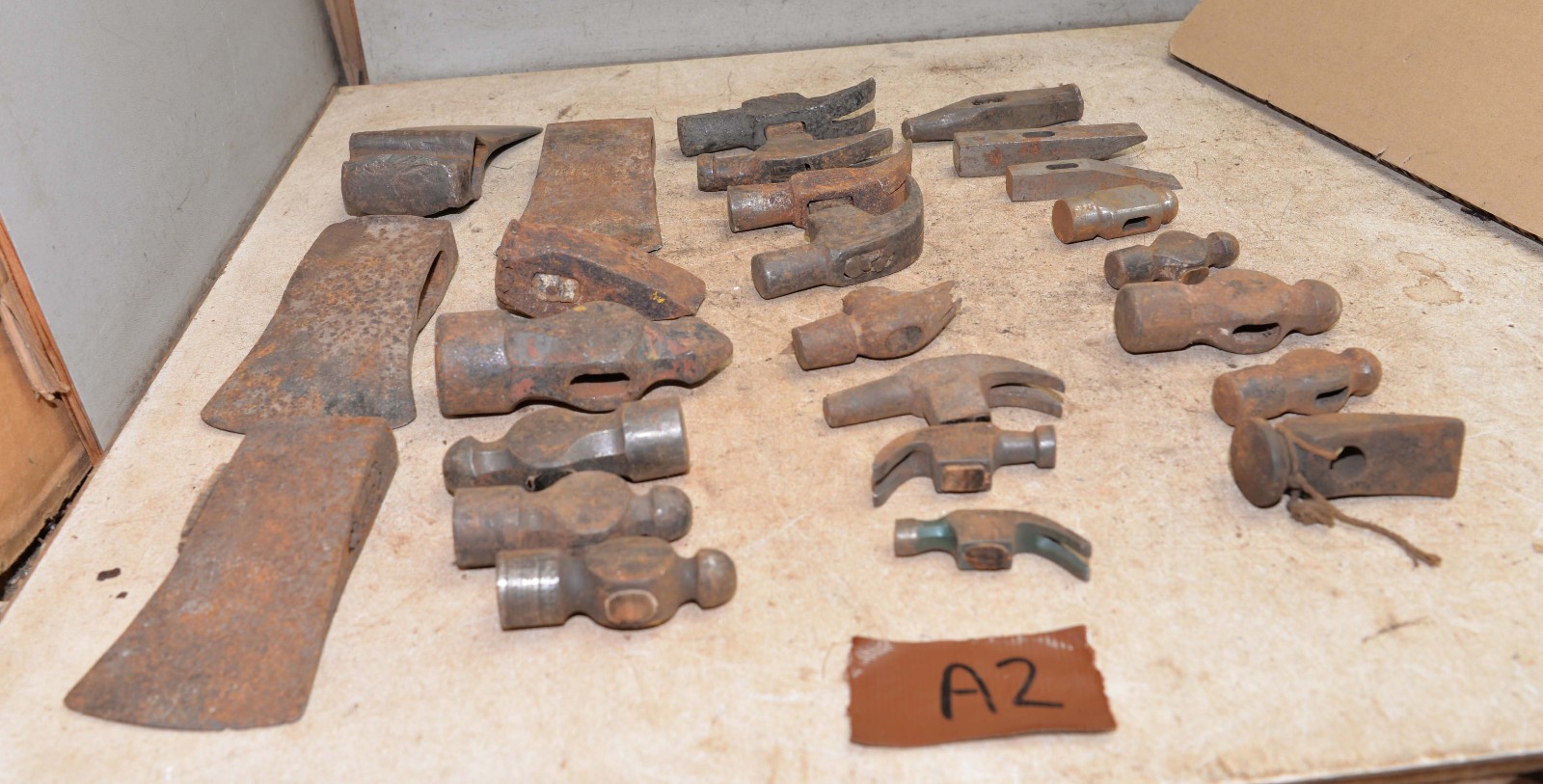 25 vintage axe hammer head claw pein & more blacksmith steel collectible lot A2