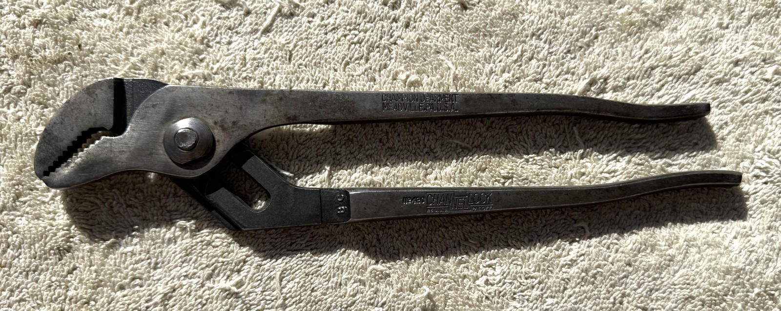 VINTAGE NO. 420 CHANNELLOCK PLIERS WITH PAT NUMBERS — AS PICTURED — L@@K NICE