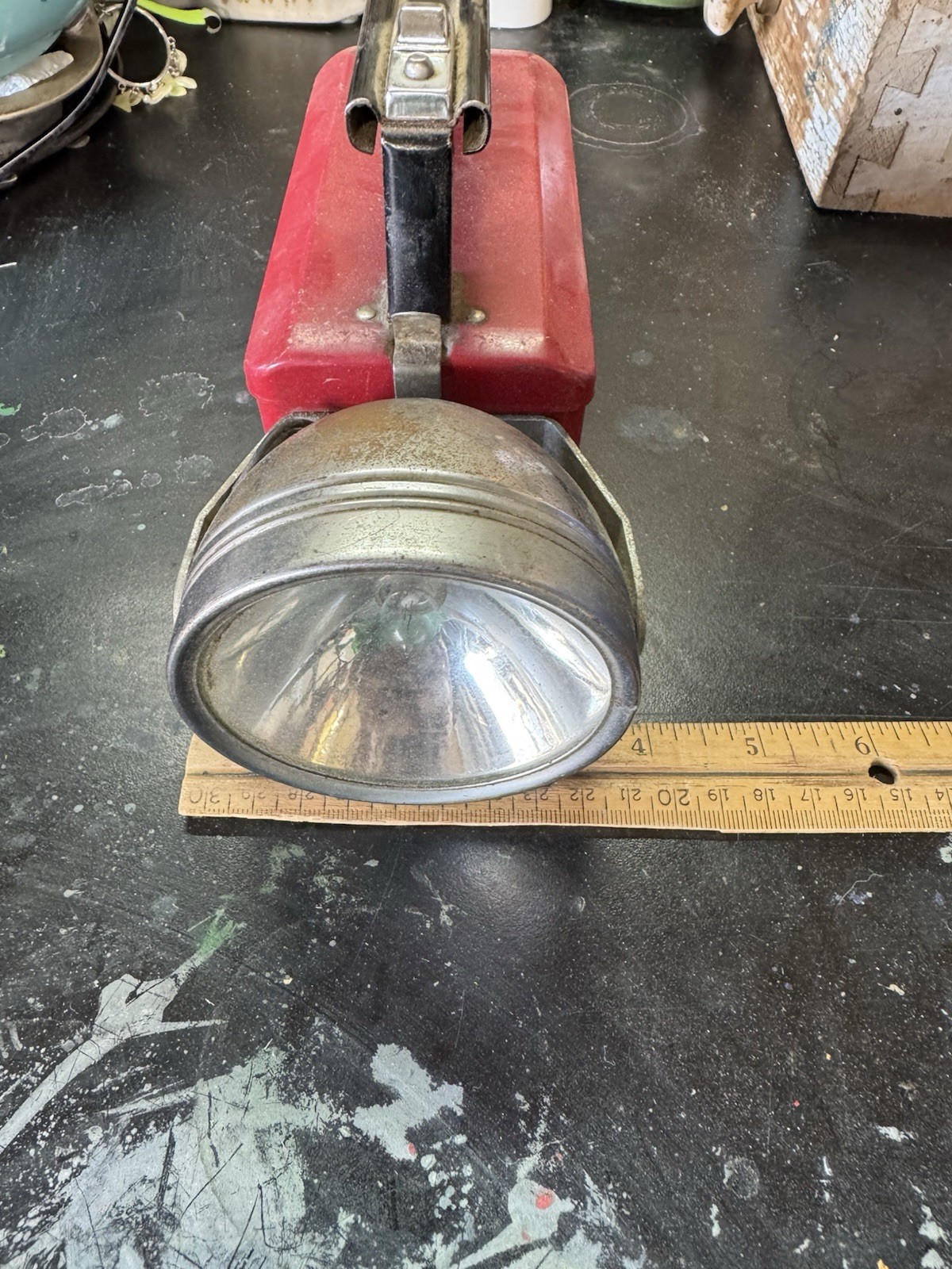 Vintage Ray-O-Vac Hunter Lantern Red Metal Spotlight Untested