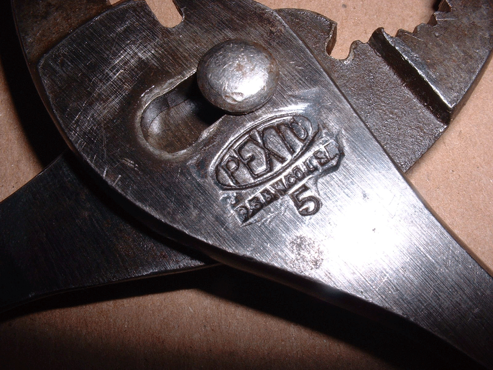 Vintage 8″ Pexto P.S.&W. Co. Combination Pliers w/Wire Cutter & Screwdriver End