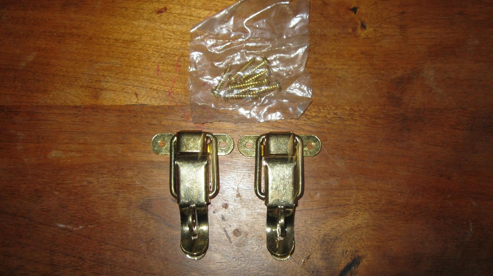 CHEST/TRUNK LOCK HASP LOT OF 19 WITH SCREWS PLUS 100 EXTRA SCREWS