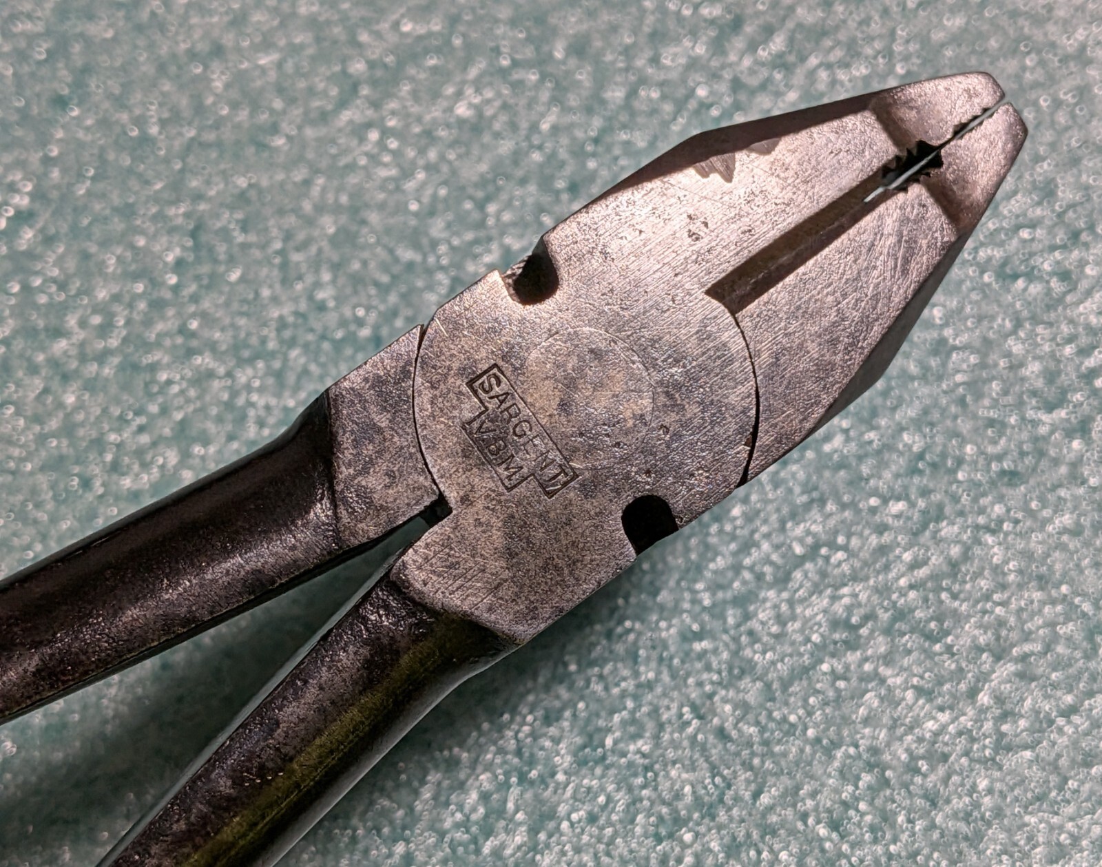 Early 1900s SARGENT V-B-M 8″ Combination Pliers 3-Cutters Ornamental Grips NICE