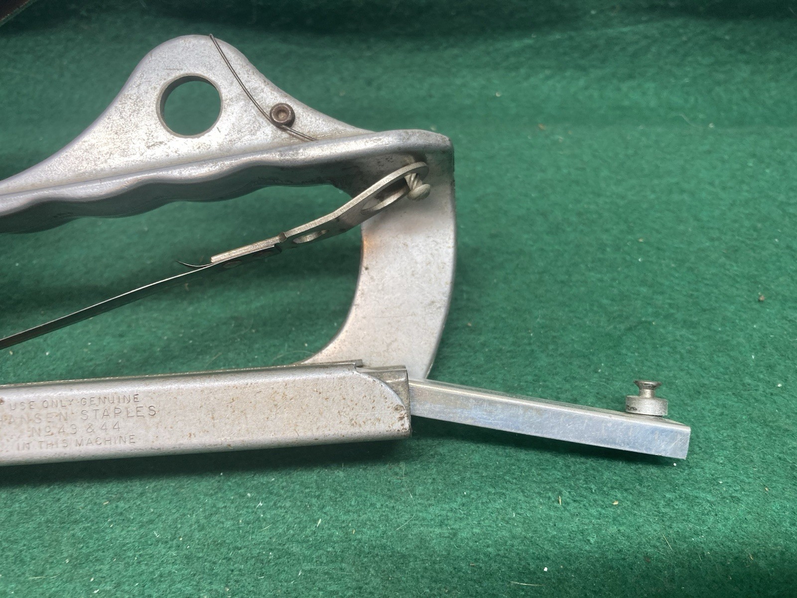 Vintage A.L. HANSEN MFG CO. 1940’s No 415176 Stapler Gun No 43 & 44 Only