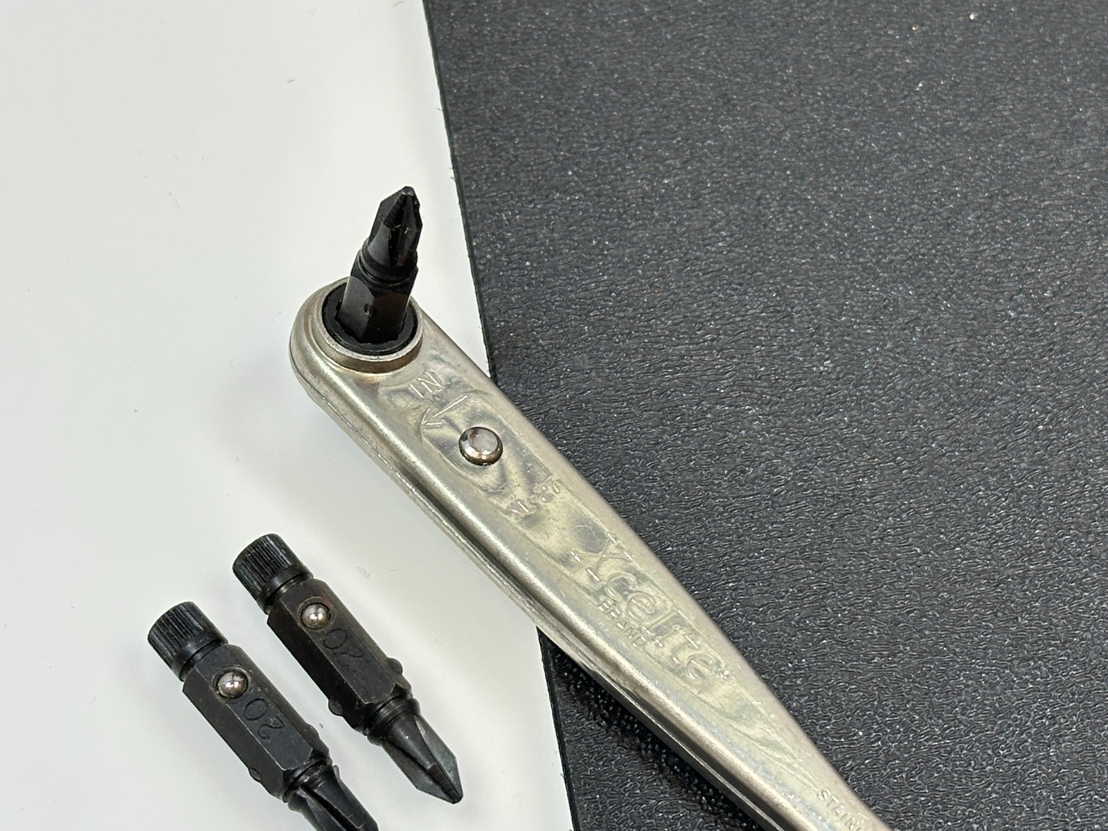 XCELITE Tools USA (NOS) 1/4 Inch Hex Bit Ratchet No. XL-27 w/ 3 Phillips Bits