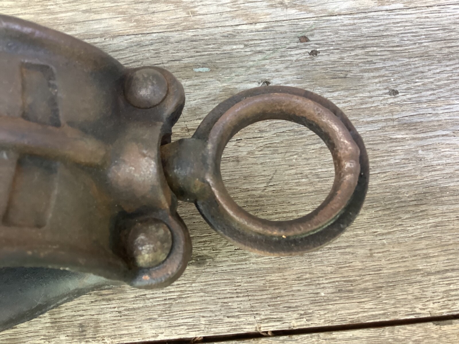 11 1/2″ Antique Metal Cast Iron Barn Pulley Block & Tackle Wood Wheel Eye Hook