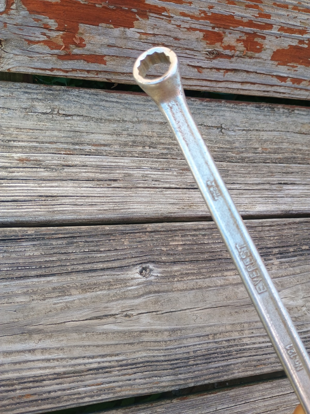 Vintage Everest 5/8″ & 11/16″ 12 Point Offset Box End Wrench No.121